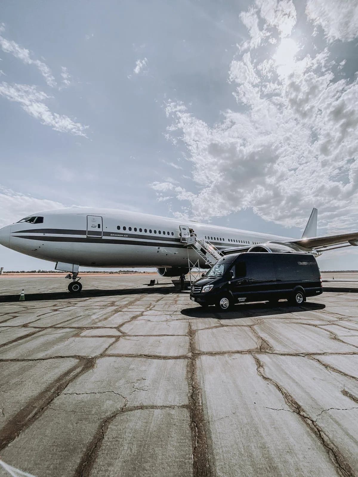 Mercedes Limo Sprinter
